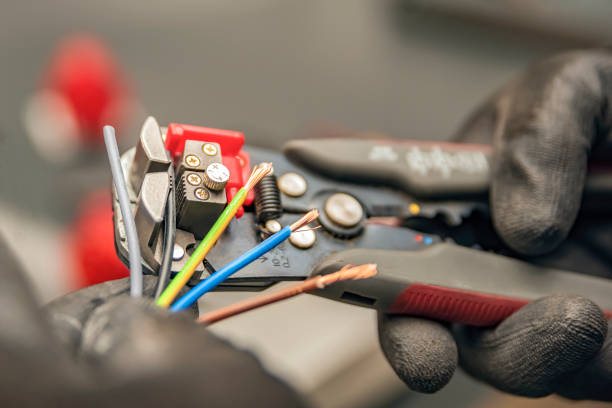 Best Electrical Contractors for Businesses  in Maryvle, IL